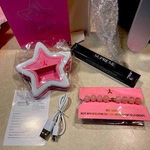Jeffree Star selfie light; FS supreme gloss; JS rose quartz bracelet; handmirror